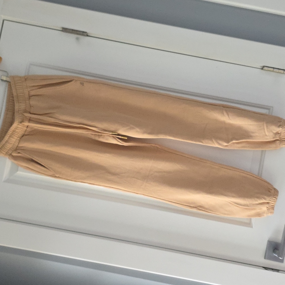 WeWoreWhat Beige Tan French Terry Knit Hoodie & Pant Set! - Picture 7 of 16